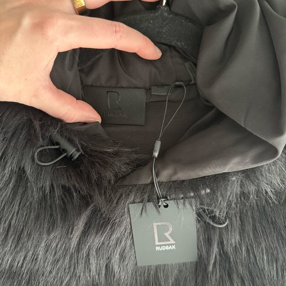 NWT Rudsak Ellison Shaggy Faux Fur Oversize Hoodie - Picture 11 of 16